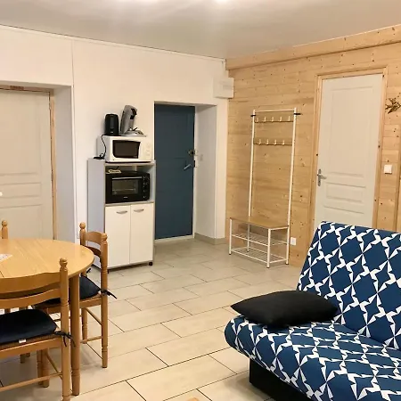 Appartement T3 Proche Du Viaduc De Millau Saint-Georges-de-Luzençon