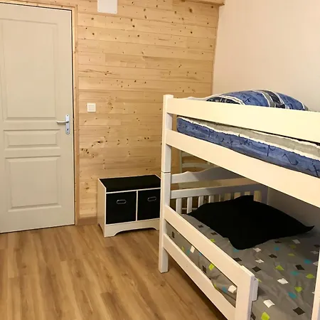 T3 Proche Du Viaduc De Millau Appartement Saint-Georges-de-Luzençon